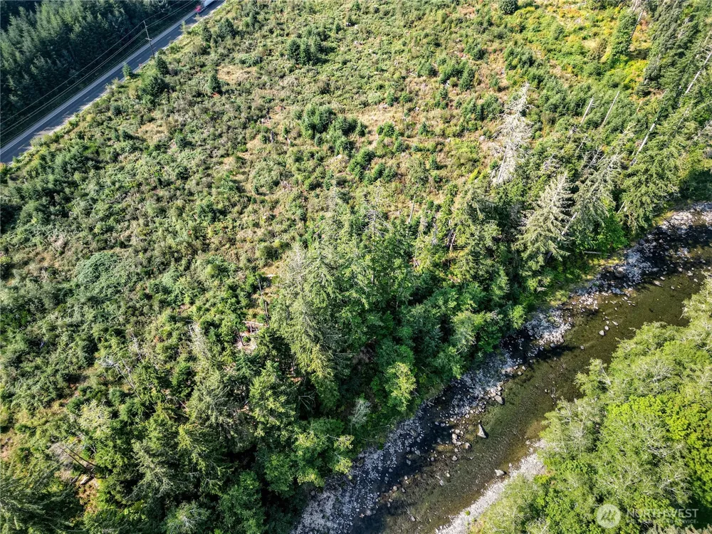 203503 Hwy 101 Beaver, WA 98305