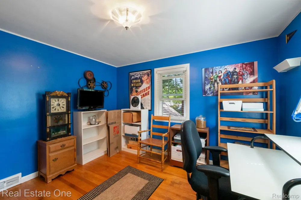 2050 Wiltshire Road Berkley City, MI 48072