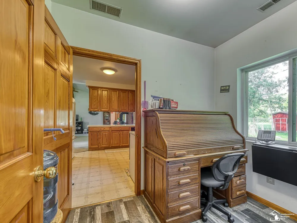 8945 S Custer Road Raisinville Township, MI 48161