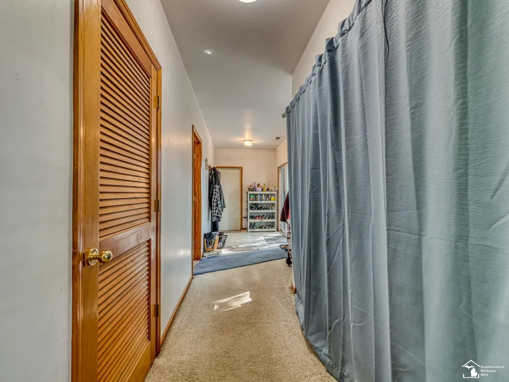 8945 S Custer Road Raisinville Township, MI 48161