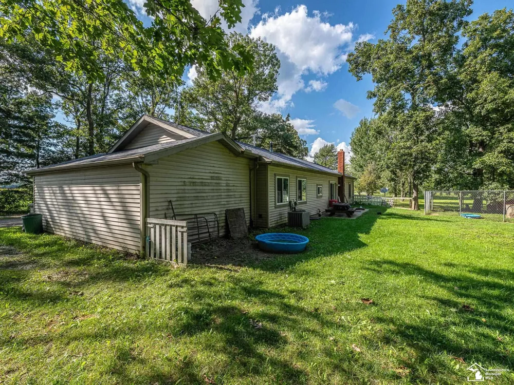 8945 S Custer Road Raisinville Township, MI 48161