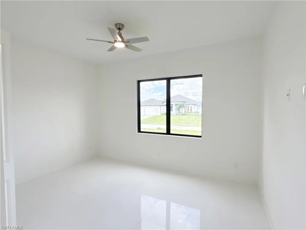 2325 NW 37th Place Cape Coral, FL 33993
