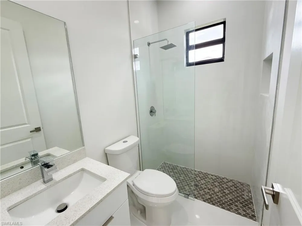 2325 NW 37th Place Cape Coral, FL 33993