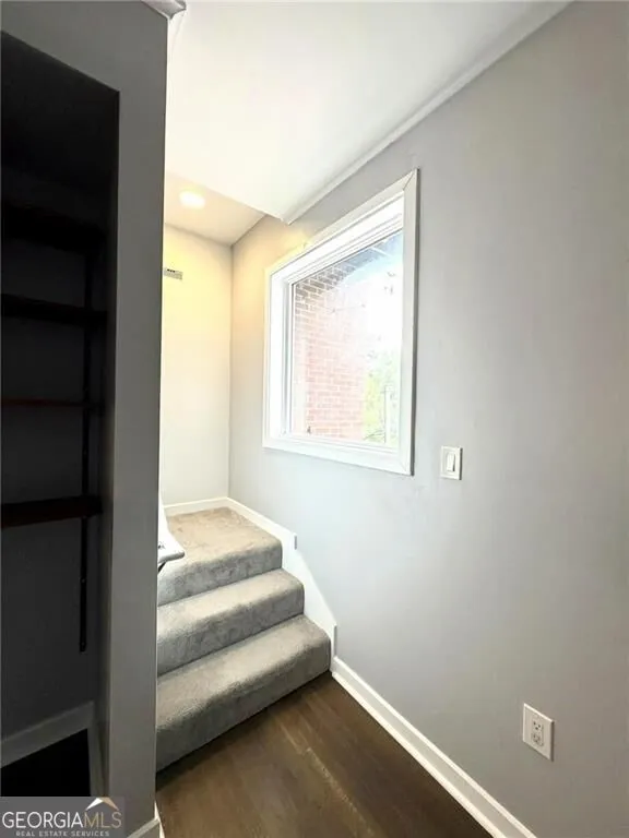 401 10th ST NW Atlanta, GA 30318