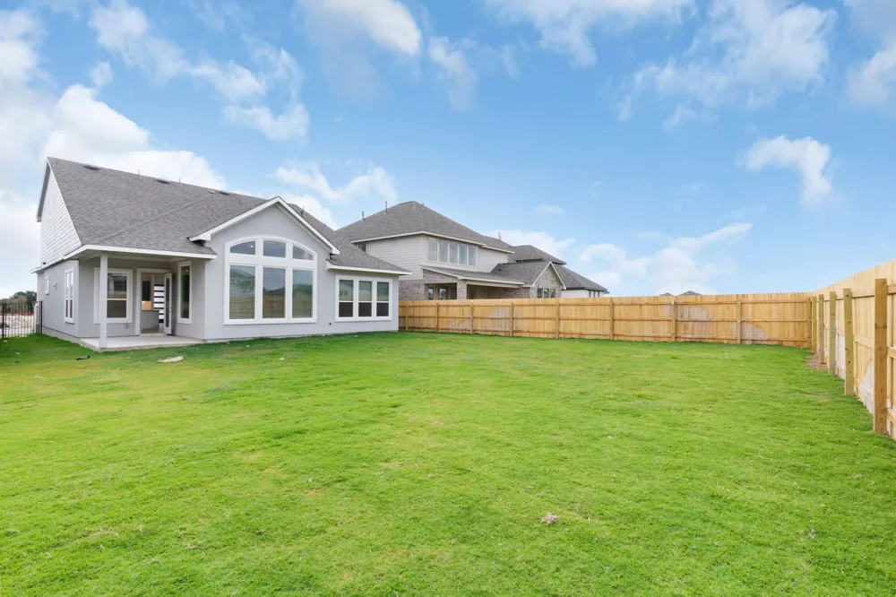 105 Monza Bend Liberty Hill, TX 78642