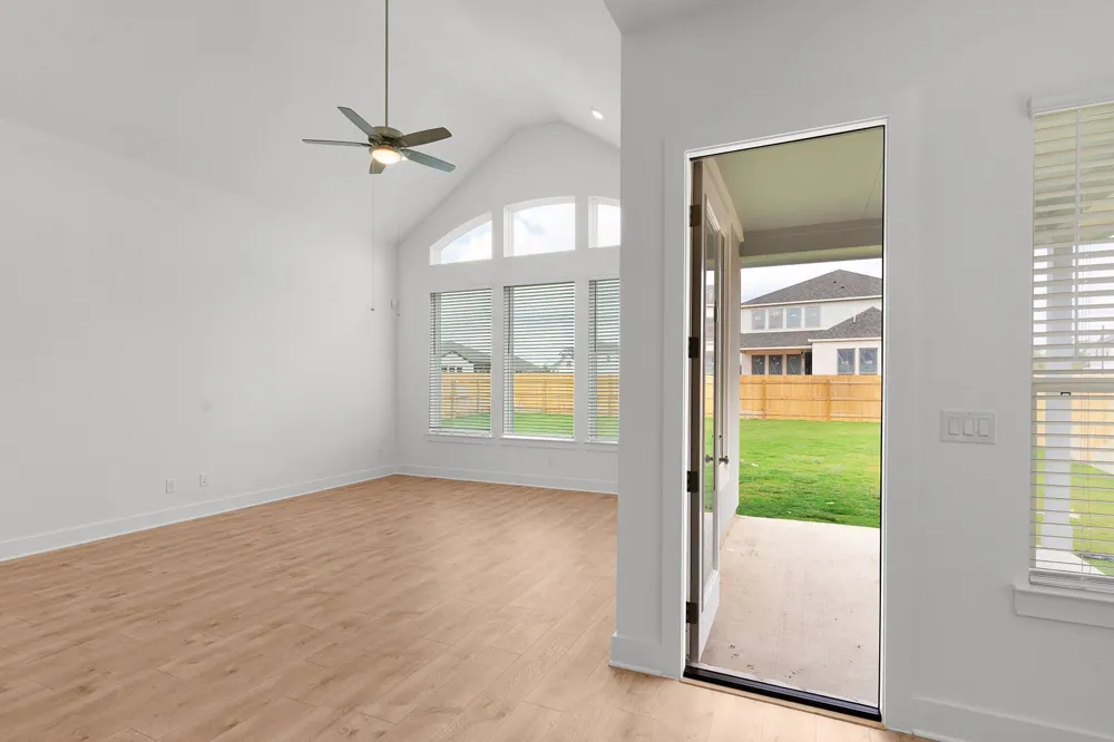 105 Monza Bend Liberty Hill, TX 78642