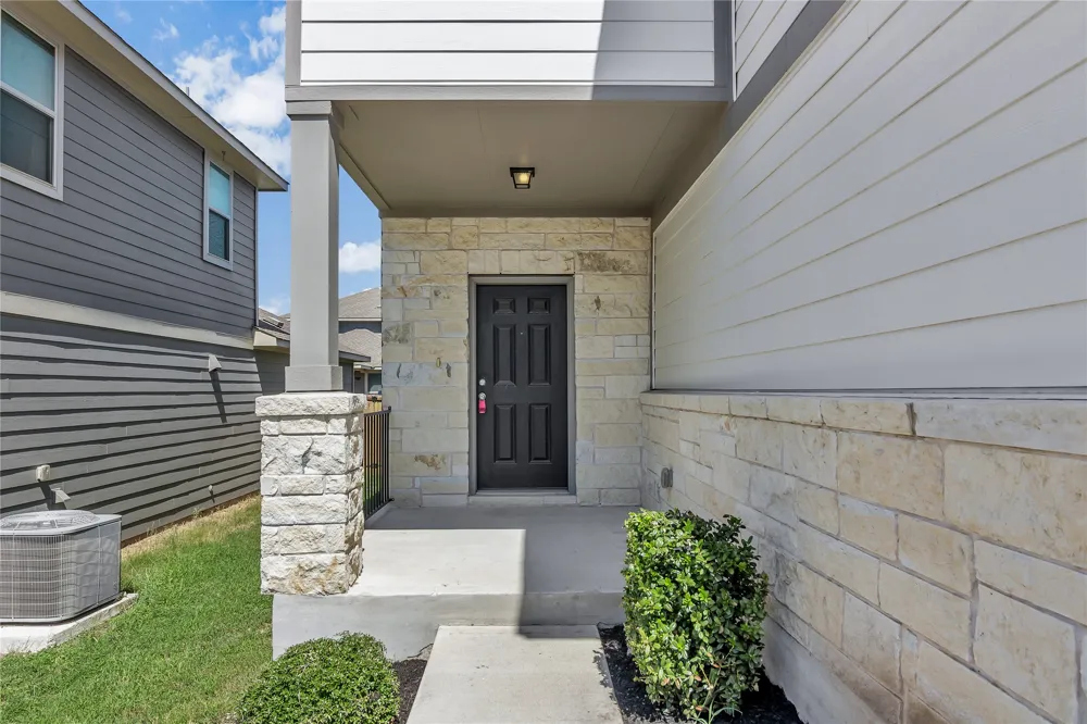 128 Old Stagecoach Road Jarrell, TX 76537