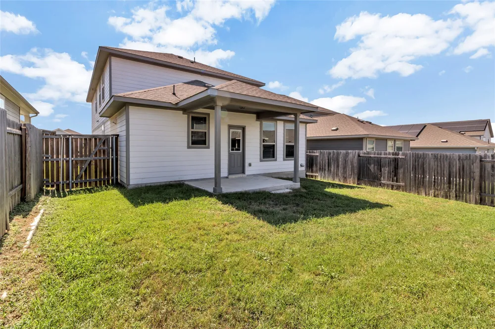 128 Old Stagecoach Road Jarrell, TX 76537