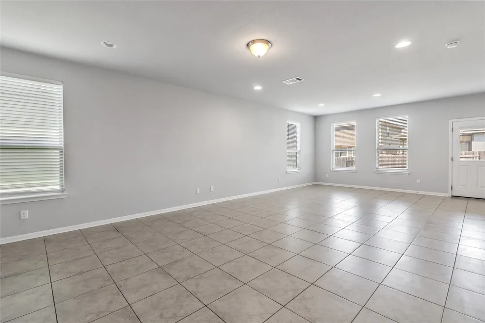 128 Old Stagecoach Road Jarrell, TX 76537