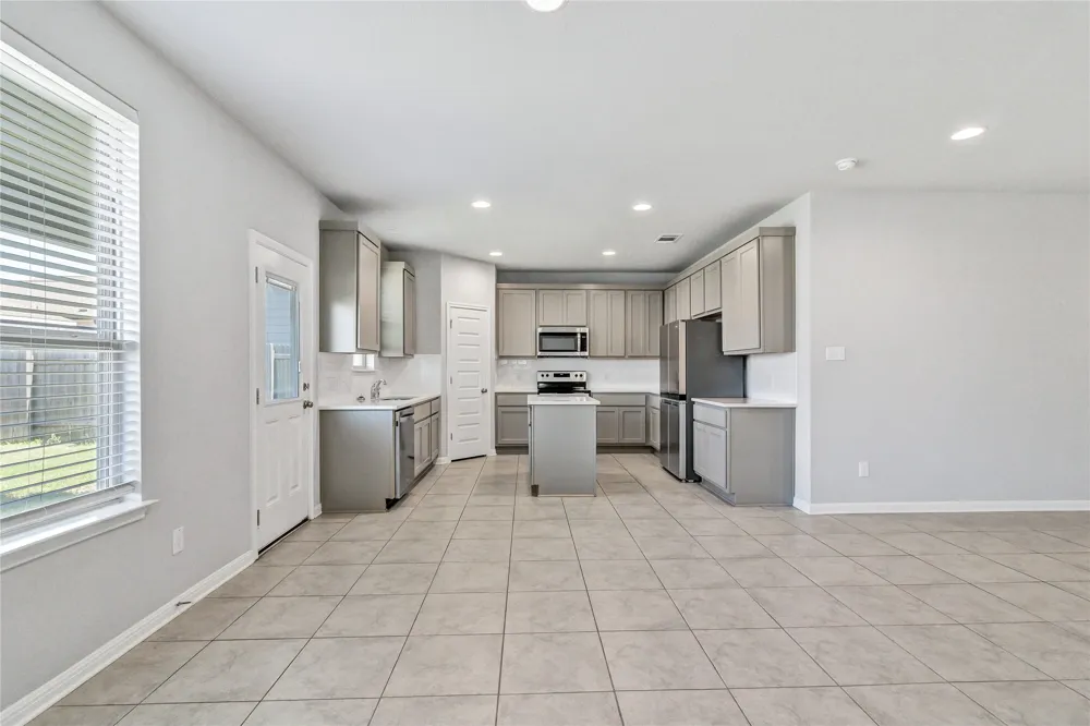 128 Old Stagecoach Road Jarrell, TX 76537