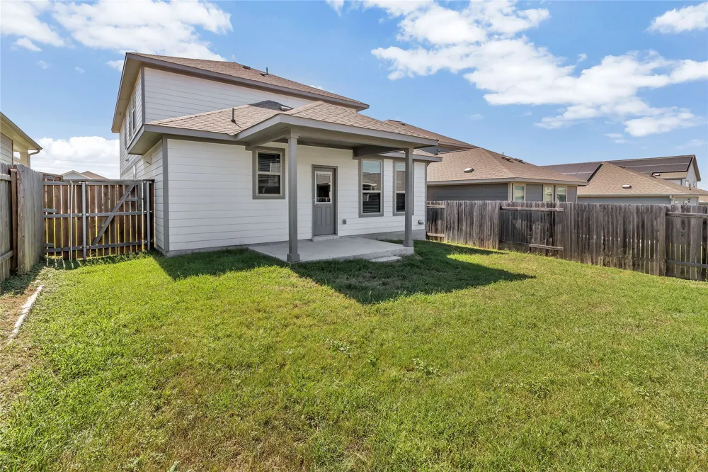 128 Old Stagecoach Road Jarrell, TX 76537