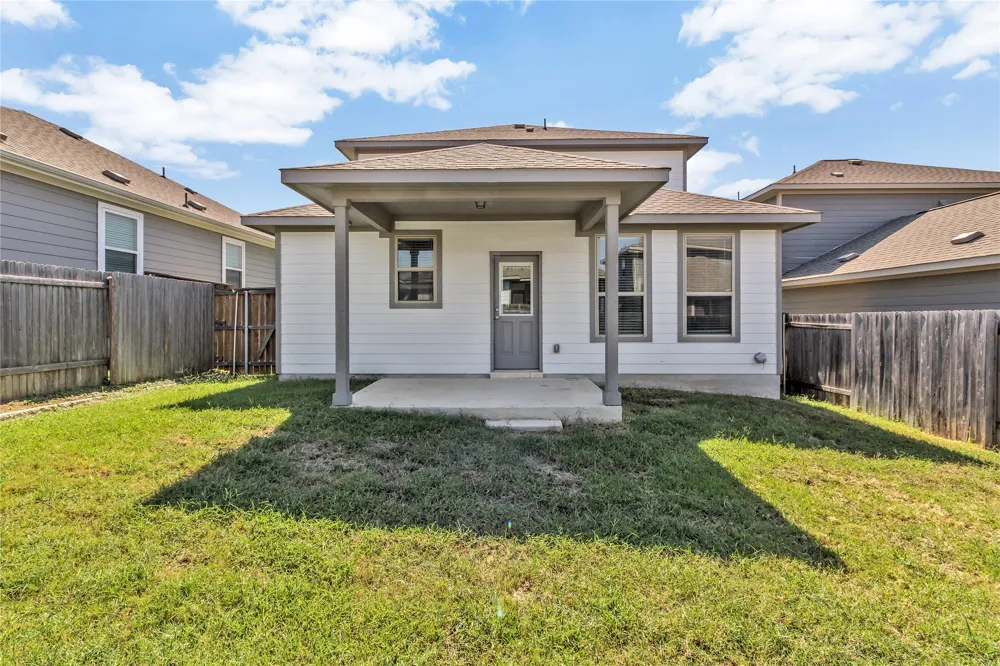 128 Old Stagecoach Road Jarrell, TX 76537