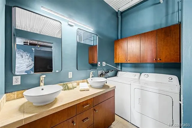 2261 Blake Street #4F Denver, CO 80205