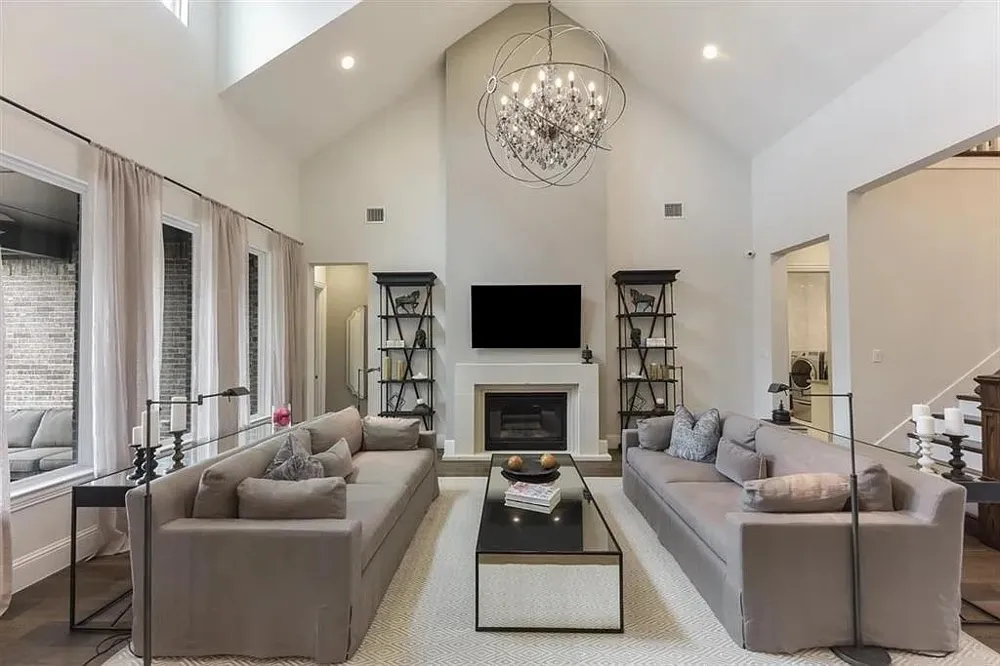 904 Devonshire Drive Allen, TX 75013