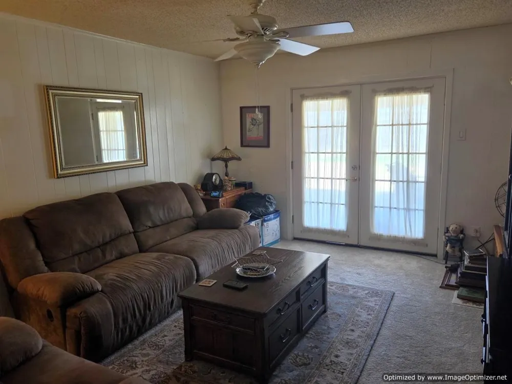 709 Shorecrest Drive Garland, TX 75040