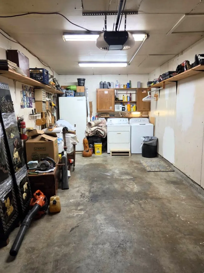 709 Shorecrest Drive Garland, TX 75040