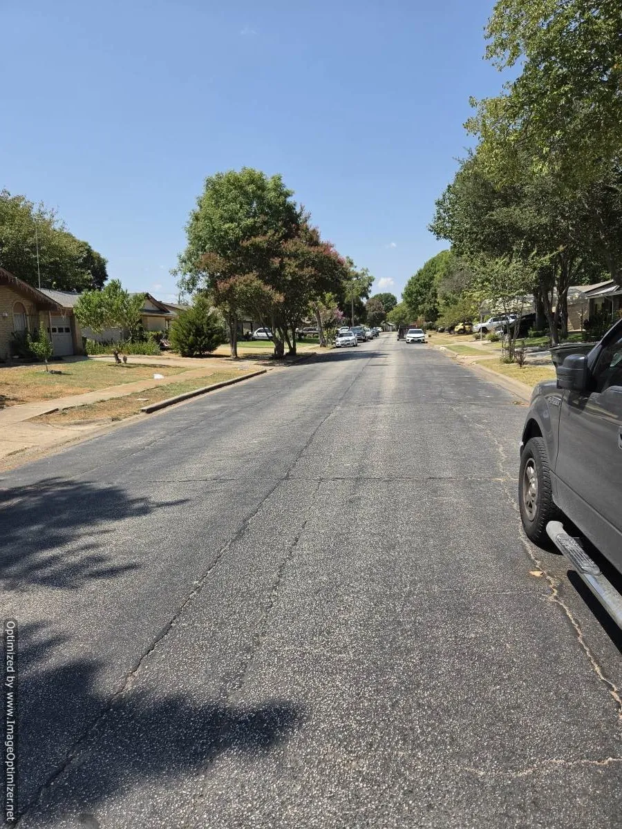 709 Shorecrest Drive Garland, TX 75040