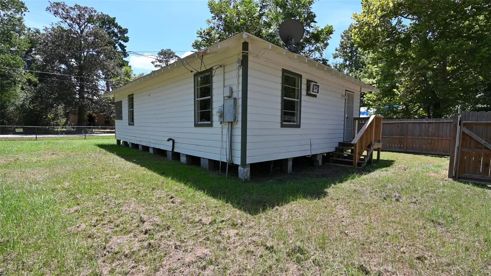 701 Clay Street Cleveland, TX 77327