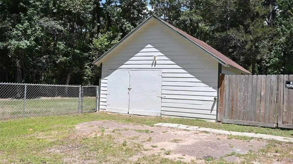 701 Clay Street Cleveland, TX 77327