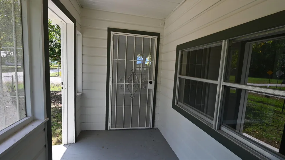 701 Clay Street Cleveland, TX 77327
