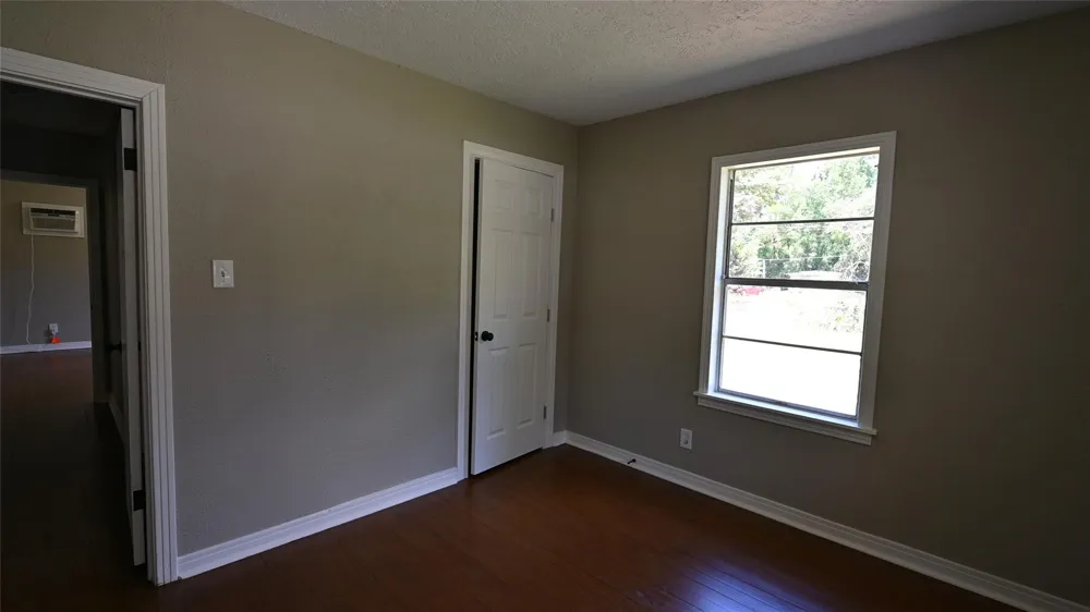 701 Clay Street Cleveland, TX 77327