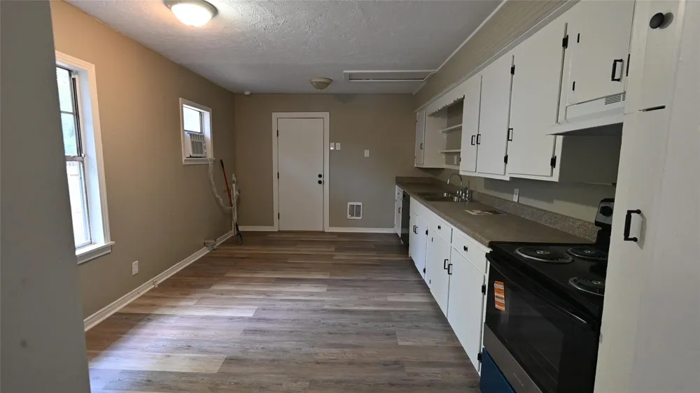 701 Clay Street Cleveland, TX 77327