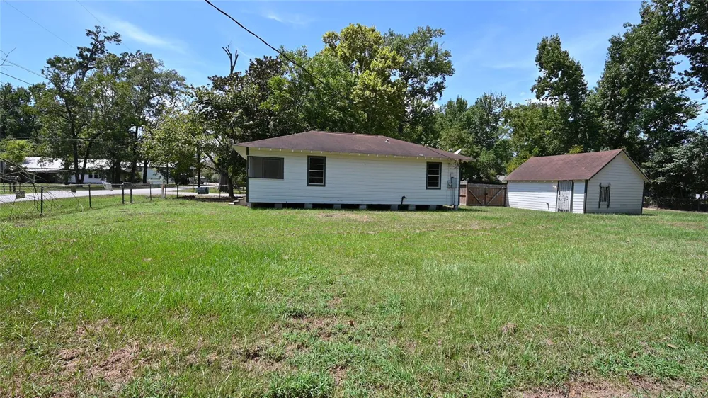 701 Clay Street Cleveland, TX 77327