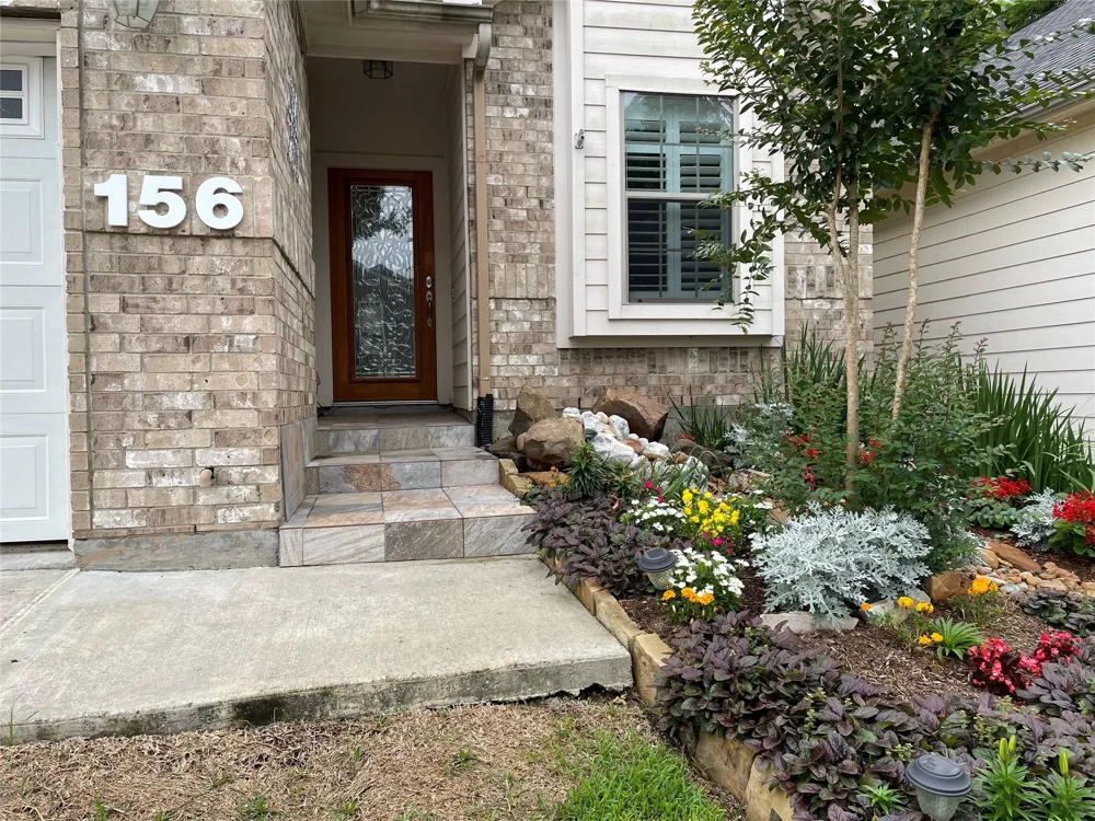 156 Harbour Town Drive Montgomery, TX 77356