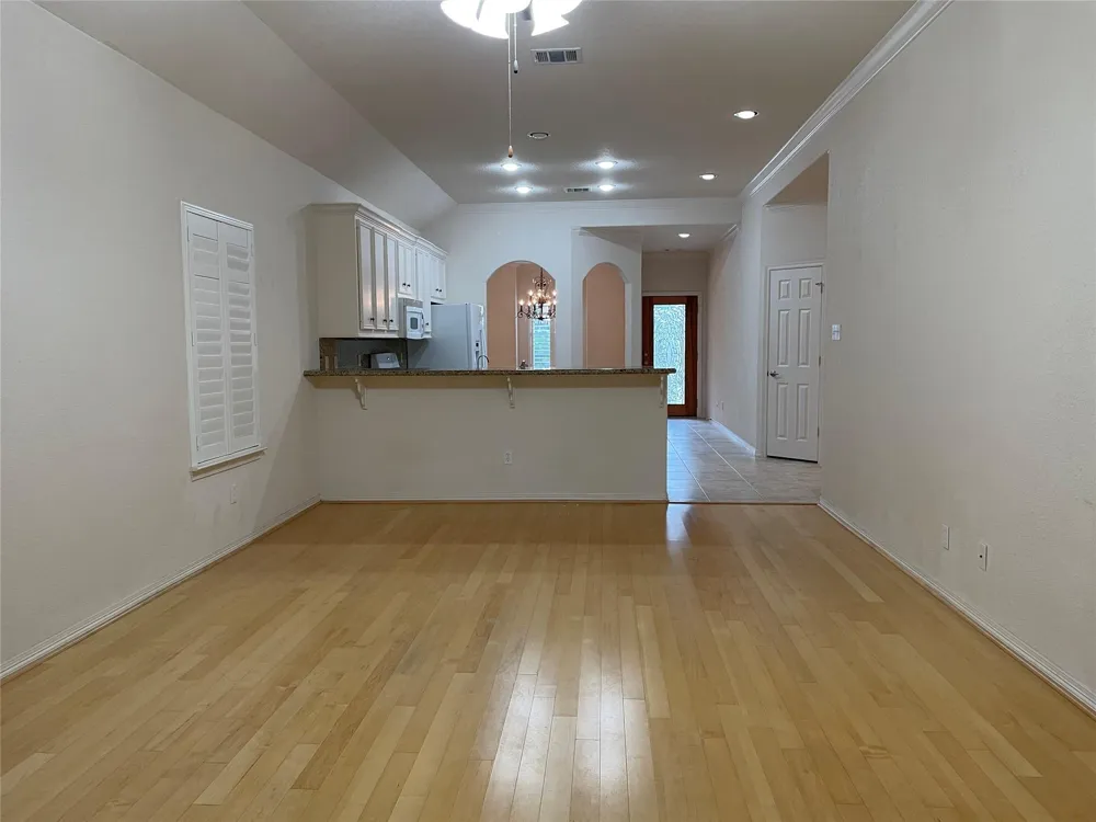156 Harbour Town Drive Montgomery, TX 77356