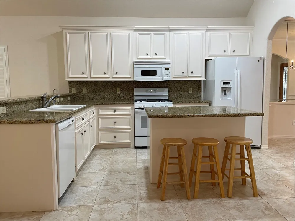 156 Harbour Town Drive Montgomery, TX 77356