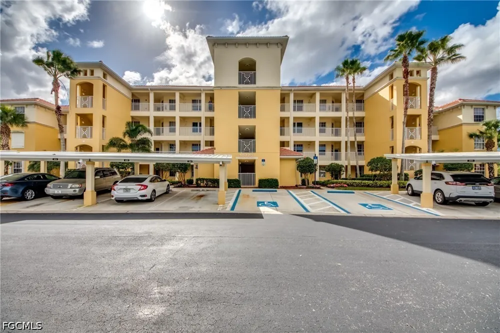 Ravenna Way #302 Fort Myers, FL 33913