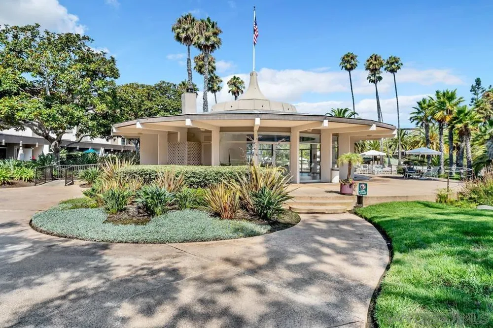 3050 Rue D'Orleans #380 San Diego, CA 92110