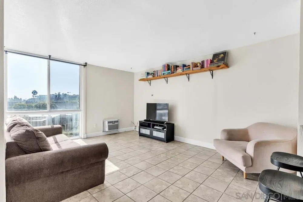 3050 Rue D'Orleans #380 San Diego, CA 92110