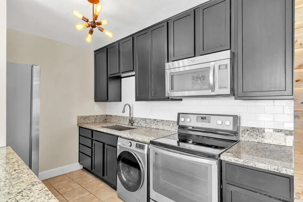 3050 Rue D'Orleans #380 San Diego, CA 92110