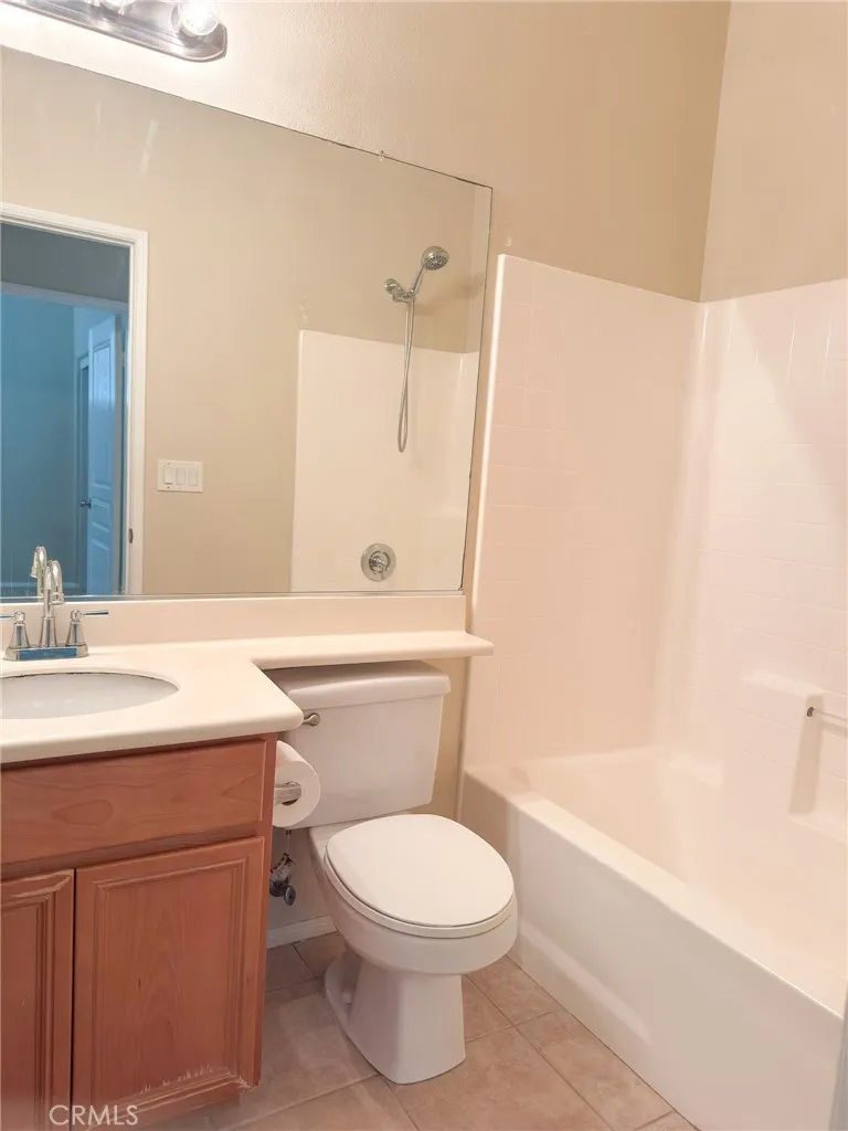 17 Whitworth Ladera Ranch, CA 92694
