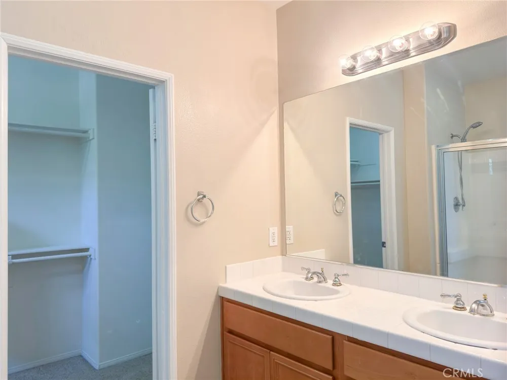 17 Whitworth Ladera Ranch, CA 92694
