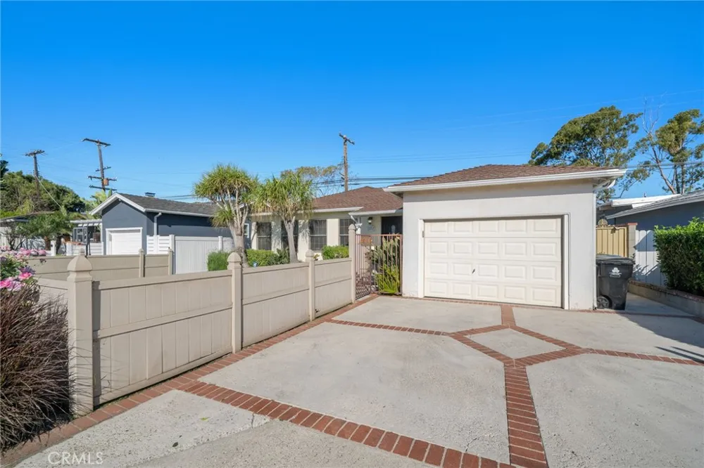 12313 Alberta Drive Culver City, CA 90230