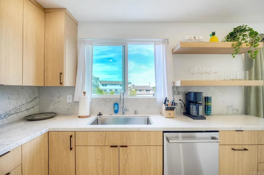166 Coop Court Encinitas, CA 92024