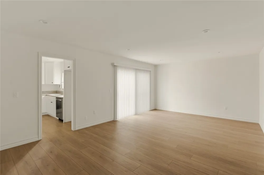 9201 Wakefield Ave #1 Panorama City, CA 91402
