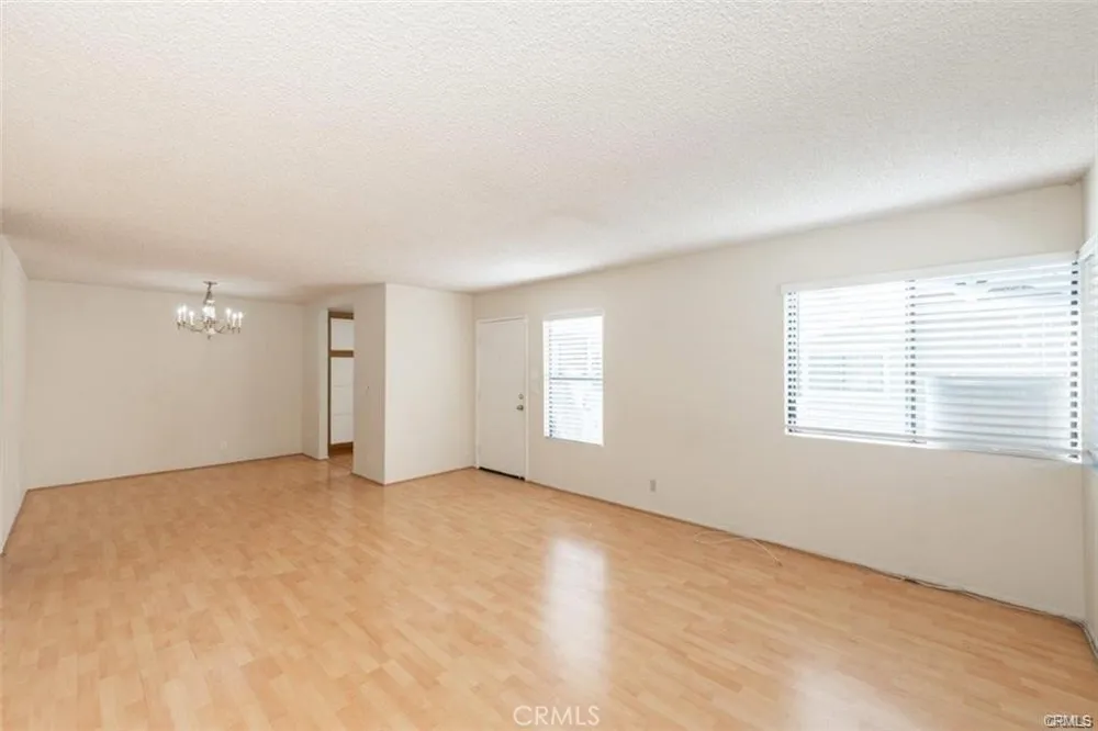 73 Tarocco Irvine, CA 92618