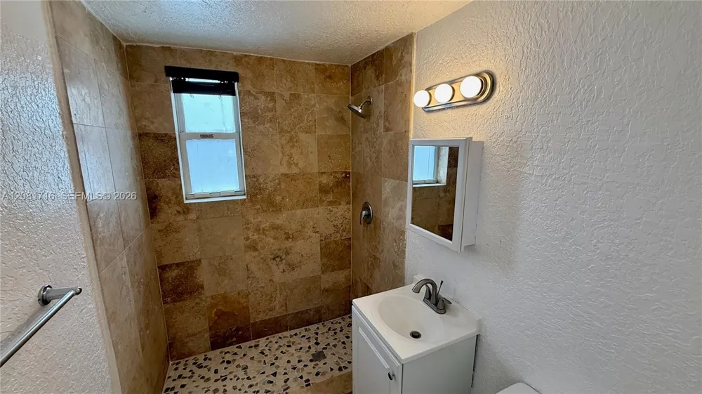 7334 Harding Ave #3 Miami Beach, FL 33141