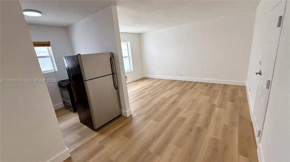 7334 Harding Ave #3 Miami Beach, FL 33141