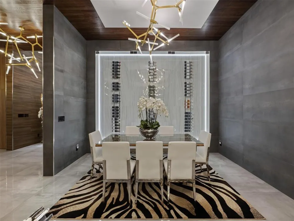 2213 NE 37TH DRIVE Fort Lauderdale, FL 33308