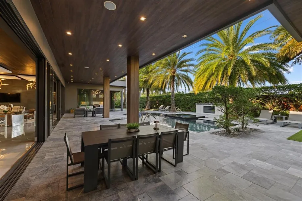2213 NE 37TH DRIVE Fort Lauderdale, FL 33308