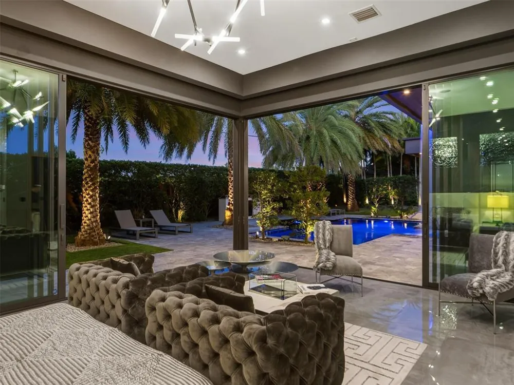 2213 NE 37TH DRIVE Fort Lauderdale, FL 33308