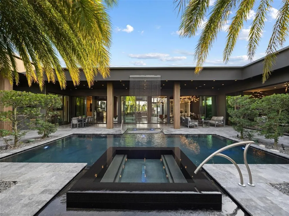 2213 NE 37TH DRIVE Fort Lauderdale, FL 33308