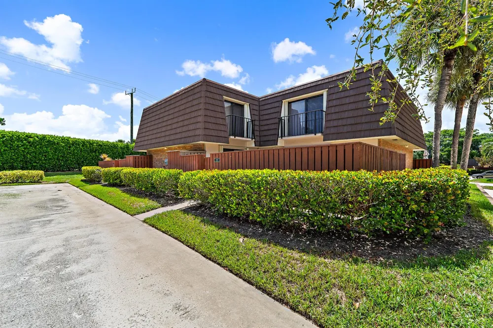 1221 12TH COURT Jupiter, FL 33477