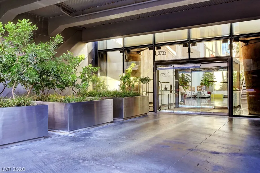 3726 S LAS VEGAS BL BOULEVARD #2109 Las Vegas, NV 89158