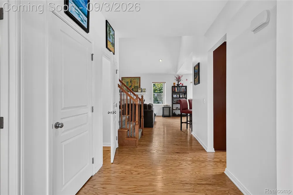 30935 Bradmore Road Warren City, MI 48092