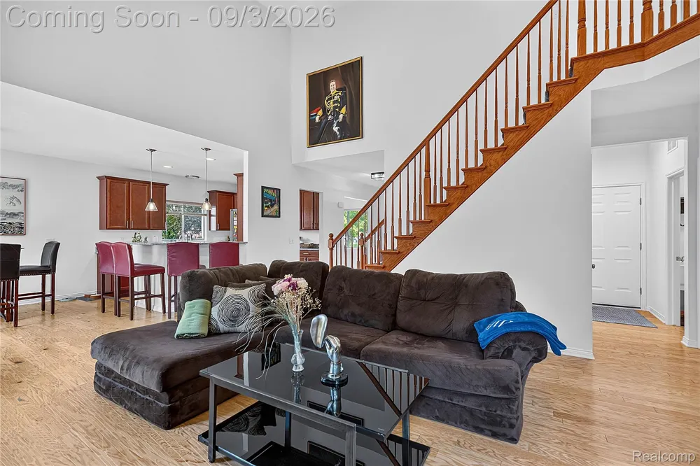 30935 Bradmore Road Warren City, MI 48092